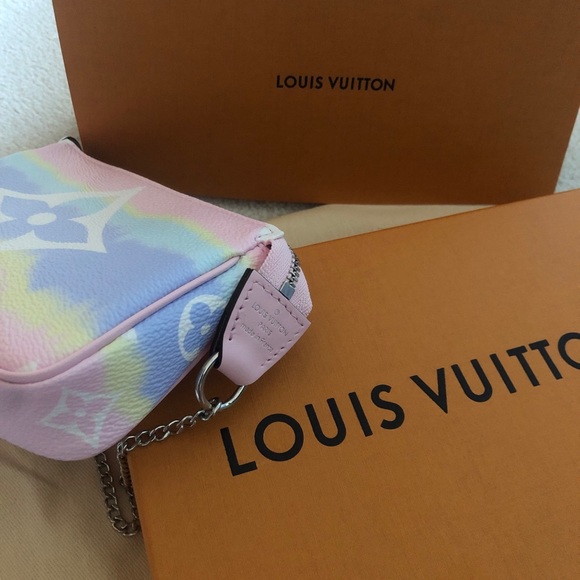 SOLD Authentic Louis Vuitton Escale Mini Pochette - Picture 3 of 5